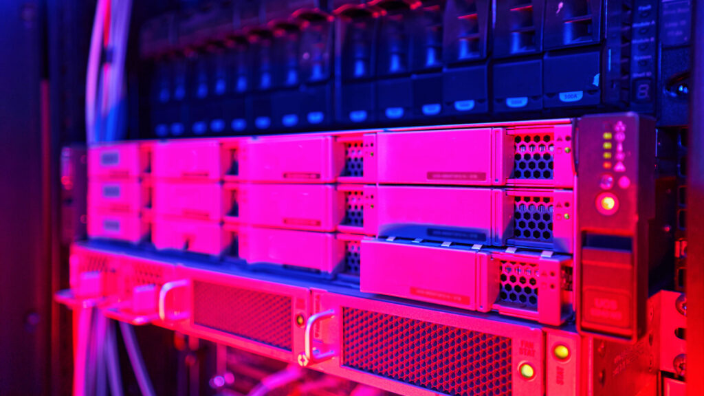 Servers Pink Light